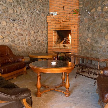 Guest House Oxygen Stepantsminda Exterior foto